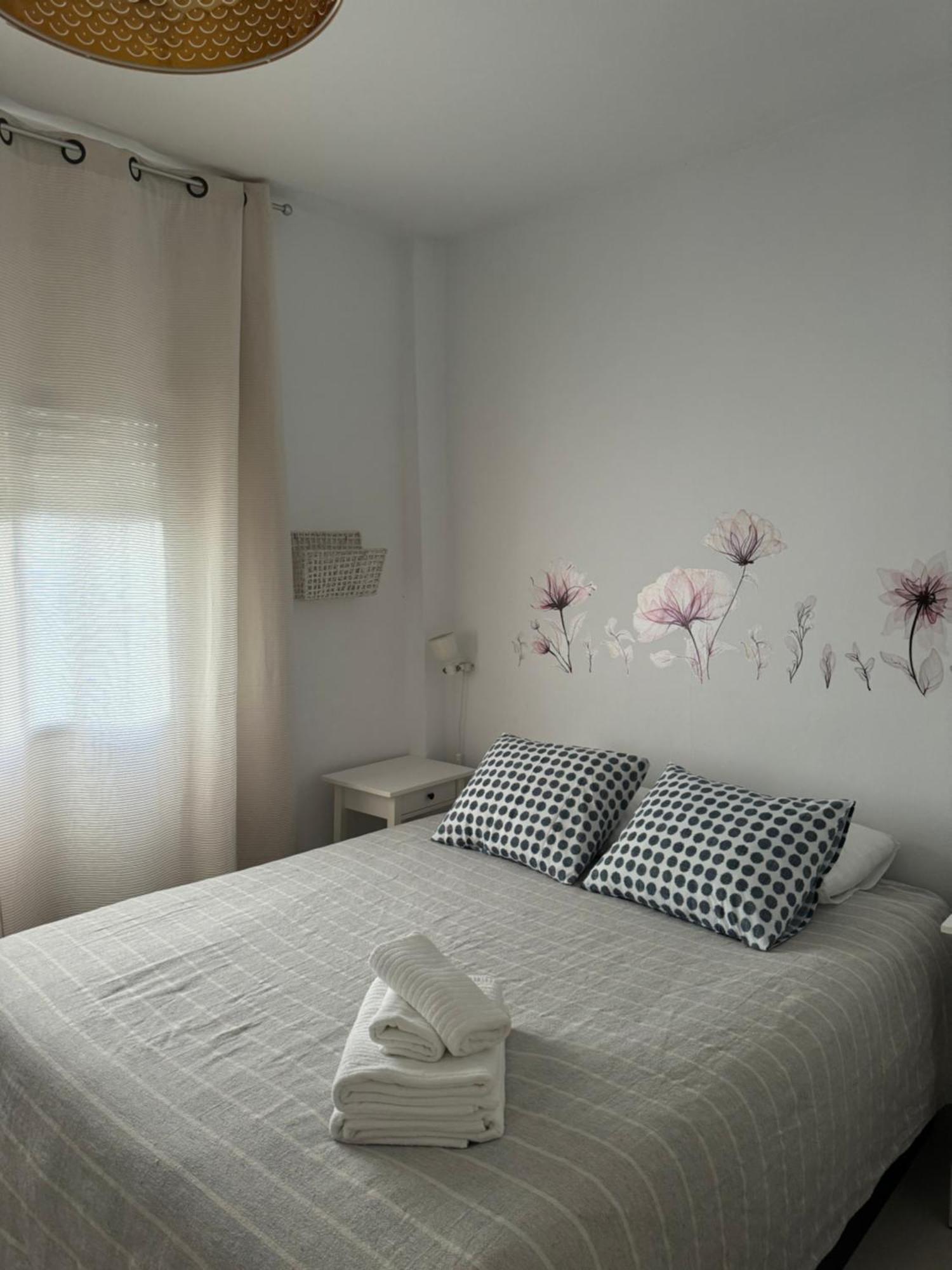 Son De Mar 1 Apartment โบโลเนีย ภายนอก รูปภาพ